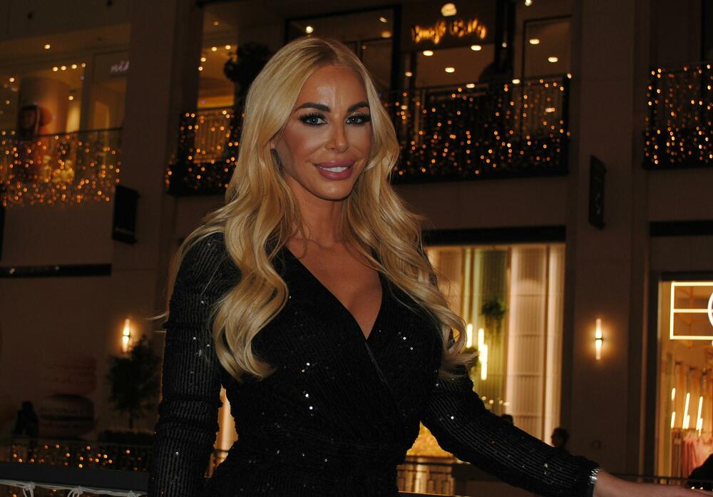 Bojana Lazić pokazala kako je izgledala pre operacija