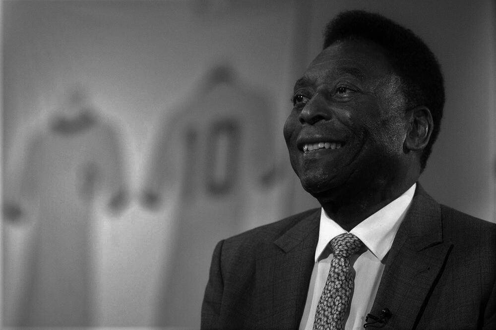 POSLEDNJI OPROŠTAJ OD LEGENDE: Poznato kada i gde će Pele biti sahranjen!