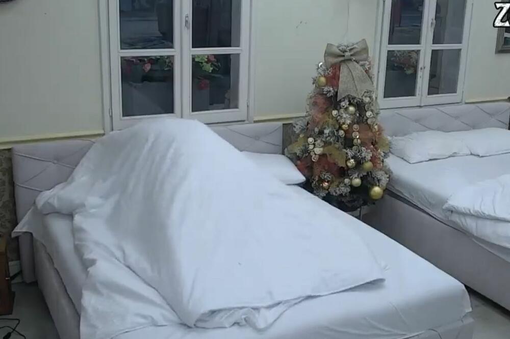 MILJANA I ZOLA U DIVLJOJ AKCIJI! Snimak traje SKORO 2 MINUTA, i ništa ne kriju: Mariji će se SLOŠITI posle OVOGA