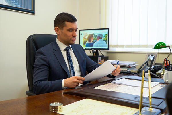 OVO JE NOVI DIREKTOR PIO FONDA