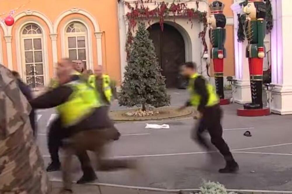 JEZIVE SCENE U ZADRUZI SAMO DAN PRED NOVU GODINU: Mogla je KRV DA PADNE, uletela PETORICA IZ OBEZBEĐENJA