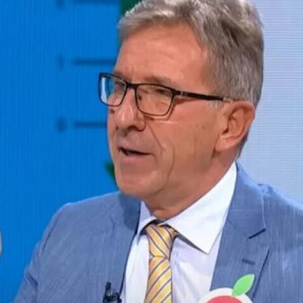DOKTOR DRAGAN IVANOV OD ROĐENJA NIJE JEO OVE DVE NAMIRNICE: Većina Srba ne može bez njih, ali...