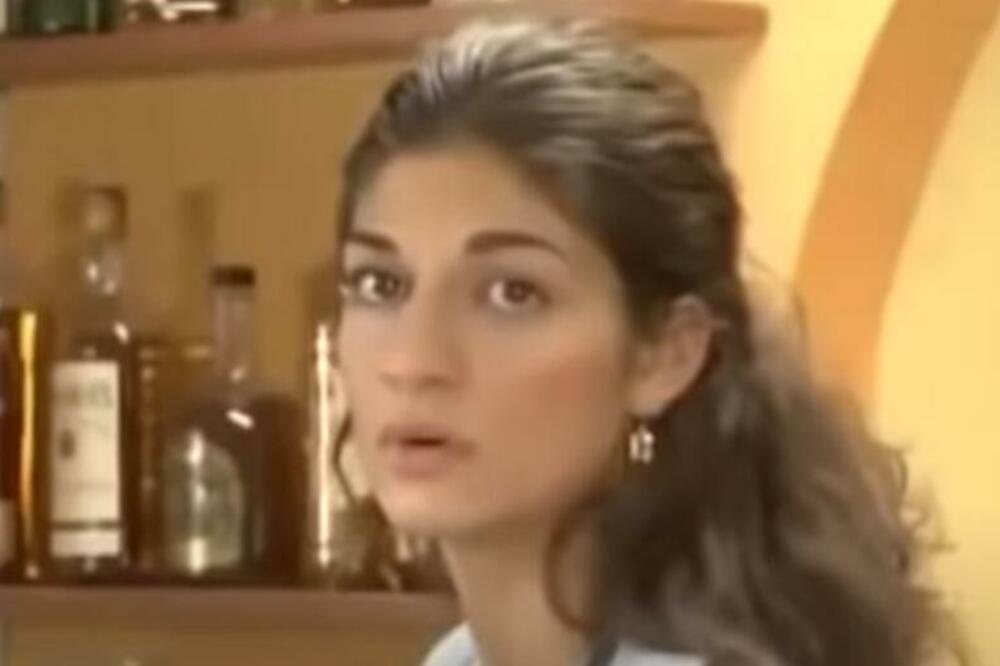 SVI JE PAMTE KAO KONOBARICU IZ FILMA "KAD PORASTEM BIĆU KENGUR": Ovako sada izgleda čuvena LJUBICA (FOTO)