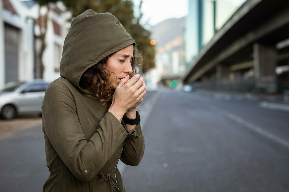 IMATE POTEŠKOĆA SA DISANJEM ZBOG ZAGAĐENOG VAZDUHA: Sve što vam treba je OVA maska!
