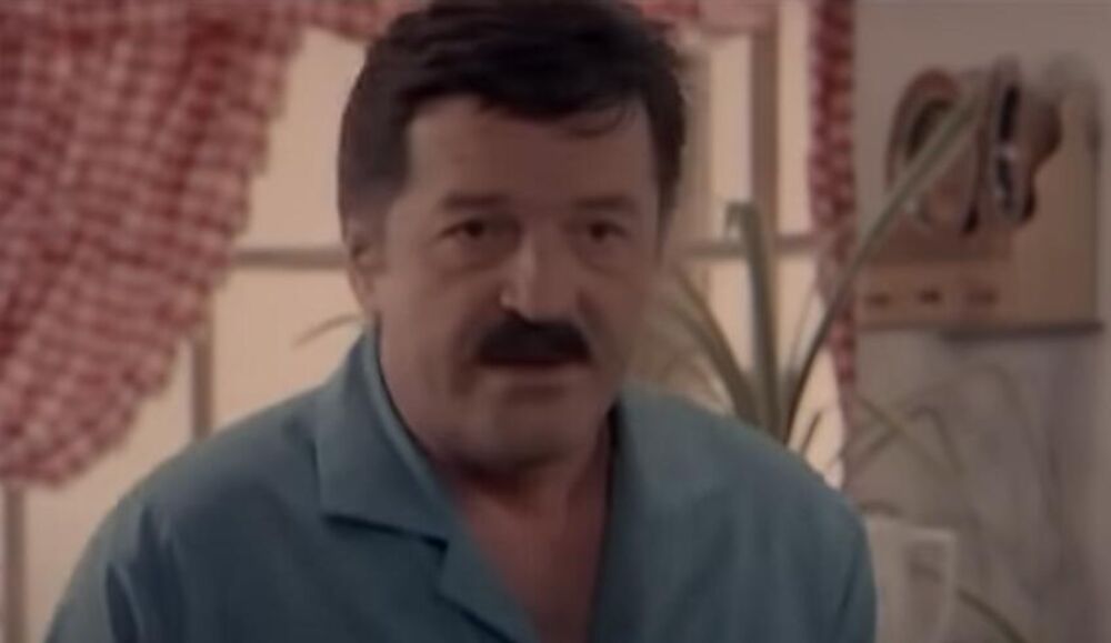 Ova filmska otmica počela je kada su se putnici ukrcali na avion u crnogorskom glavnom gradu, odakle je trebalo da se upute ka prestonici Jugoslavije, Beogradu