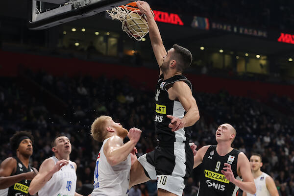 RASPUCANI PARTIZAN DEKLASIRAO ZADAR: Trojke pljuštale, efektni poeni dizali publiku na noge! (FOTO)