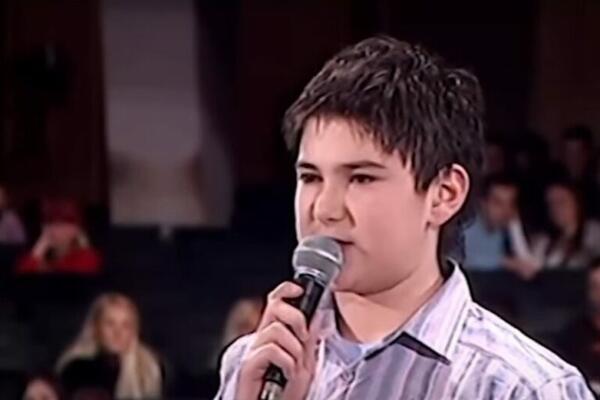 ZNATE LI KO JE NA FOTKI? Na audiciji za “Zvezde Granda” SLAGAO žiri, a danas ga SVI ODLIČNO POZNAJETE