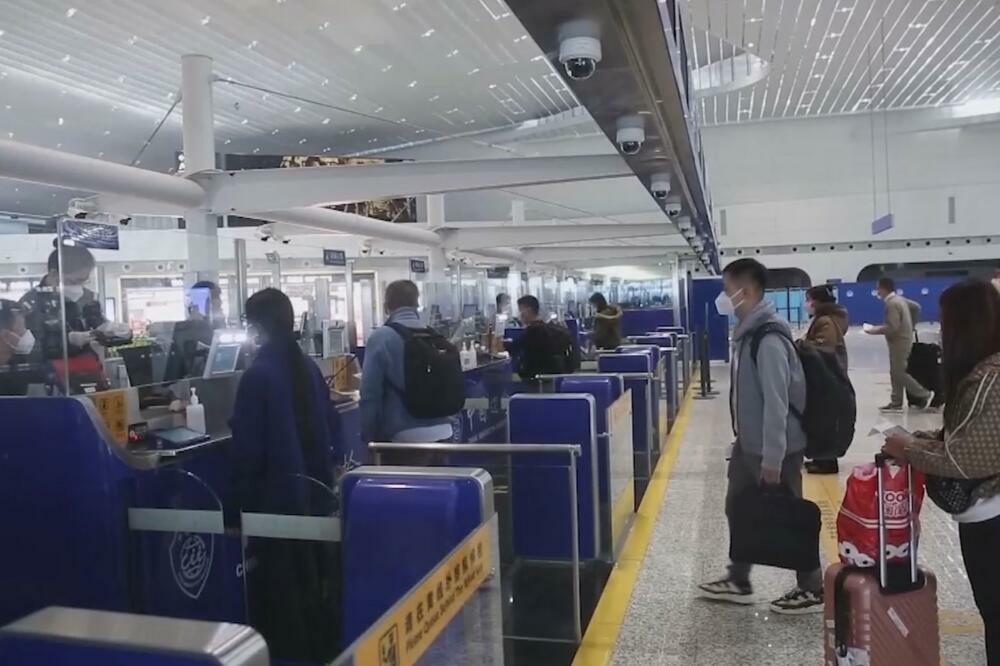Obim pretrage međunarodnih avionskih karta porastao kako Kina ublažava mere (VIDEO)