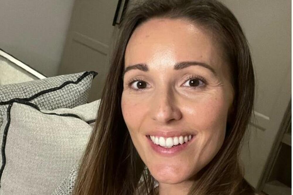 JELENA ĐOKOVIĆ SVAKO JUTRO ZAPOČINJE SA OVIM NAPITKOM: Toliko je ZDRAV da ćete ga i VI odmah NAPRAVITI