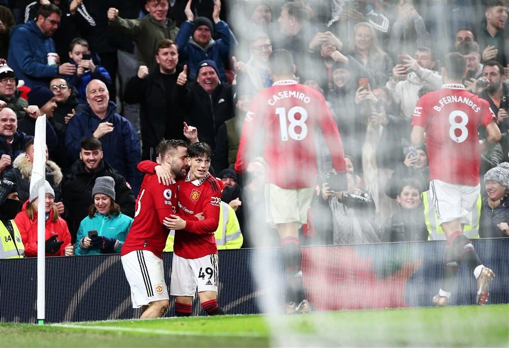 Radost strelca i asistenta - Luk Šo i Alehandro Garnačo u zagrljaju