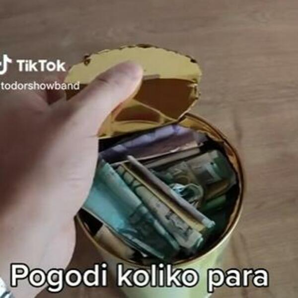 PUNILA JE KASU SA NOVCEM 2 GODINE, PA OBJAVILA REZULTAT: Zbog prizora su svi ZANEMELI u sekundi (VIDEO)