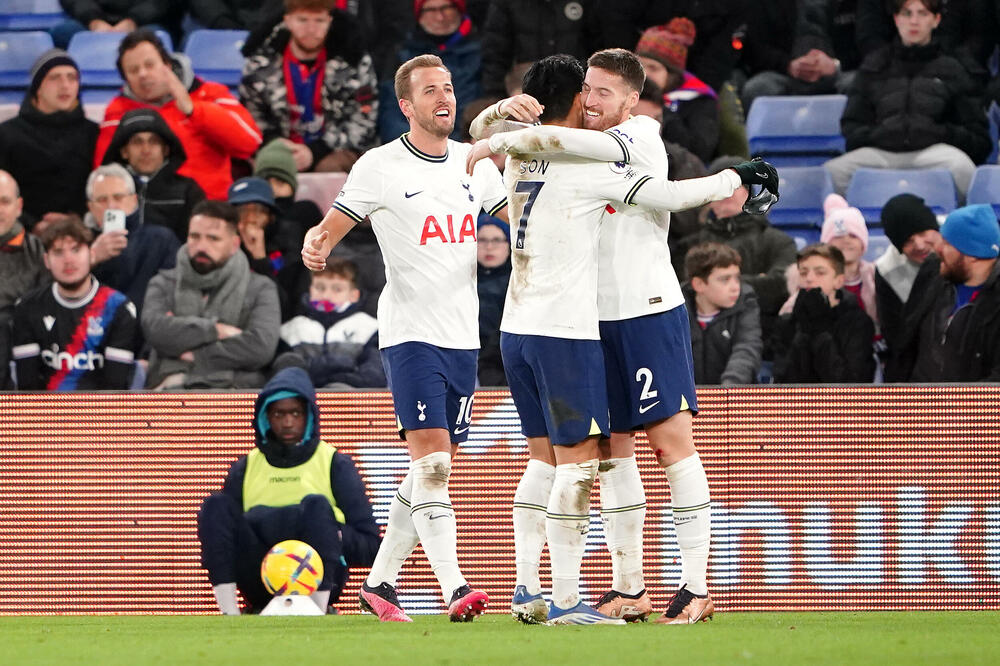 TOTENHEM NEMILOSRDAN PROTIV KRISTAL PALASA! Kejn i saigrači se "igrali" na Selhurstu (VIDEO)