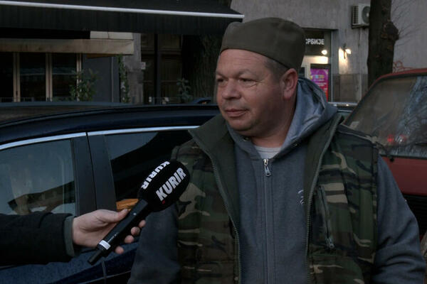 OVO SU CENE BADNJAKA I RIBE NA KALENIĆ PIJACI: Prodavac otkrio sve, evo koliko para vam je potrebno