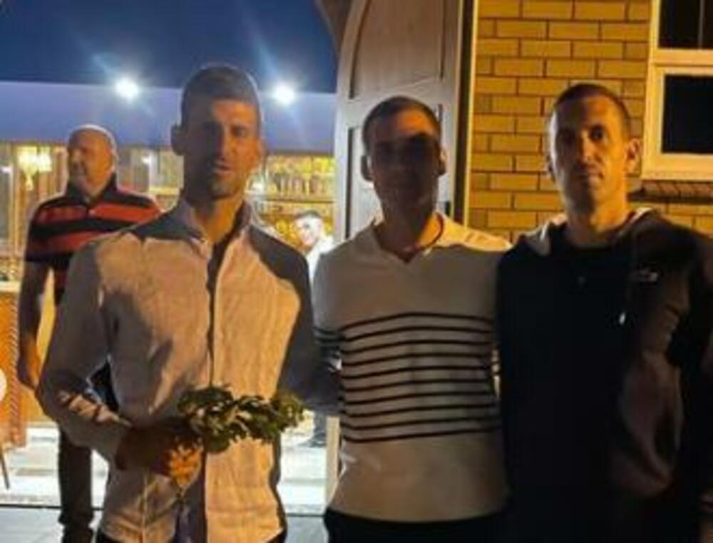 Novak i Marko Đoković za Božić