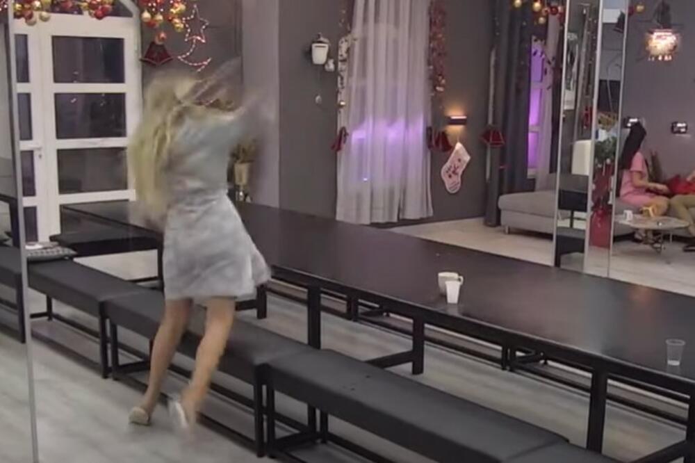 UŽASNO NASILJE U ZADRUZI TOKOM BADNJE NOĆI: Aleksandra PODIVLJALA kada je videla CARA I MAJU, lomila sve pred sobom