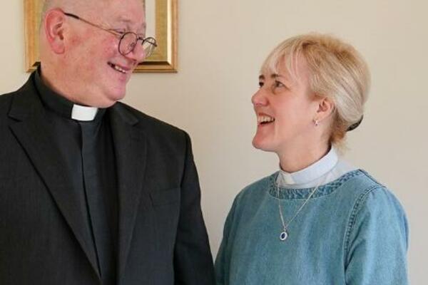 IGUMANIJA POSLE 24 GODINE NAPUSTILA MANASTIR I POBEGLA SA MONAHOM: Svi bruje o njihovom potezu, evo šta se desilo!