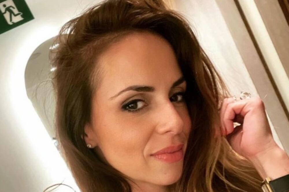 NESTALA BEOGRAĐANKA: Ana (39) krenula na aerodrom i od tada joj se GUBI SVAKI TRAG (FOTO)