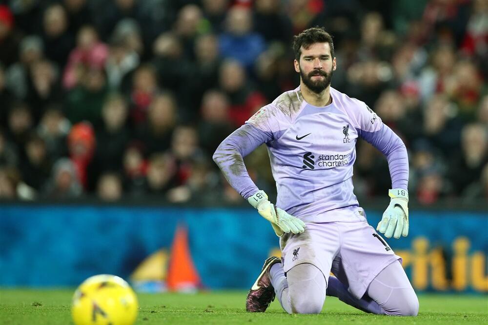 GREŠKE ALISONA I VAR LAKRDIJA! Liverpul i Vulverhempton igraće novi meč (VIDEO/FOTO)