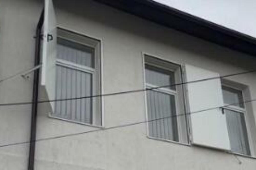 LJUDI PLAČU OD SMEHA ZBOG PRIZORA IZ RUMUNIJE: Ovako nešto još niste videli, KOMETARI SAMO PRŠTE! (FOTO)