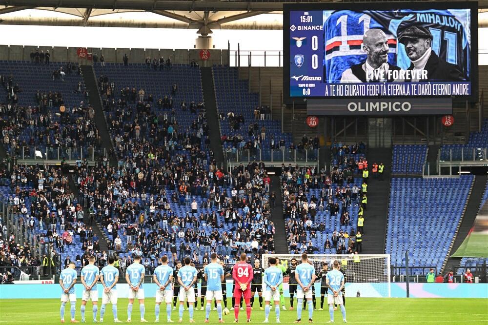 OLIMPIKO JE GRMEO U ČAST MIHAJLOVIĆA: Navijači Lacija se na pravi način oprostili od legende kluba! (VIDEO)