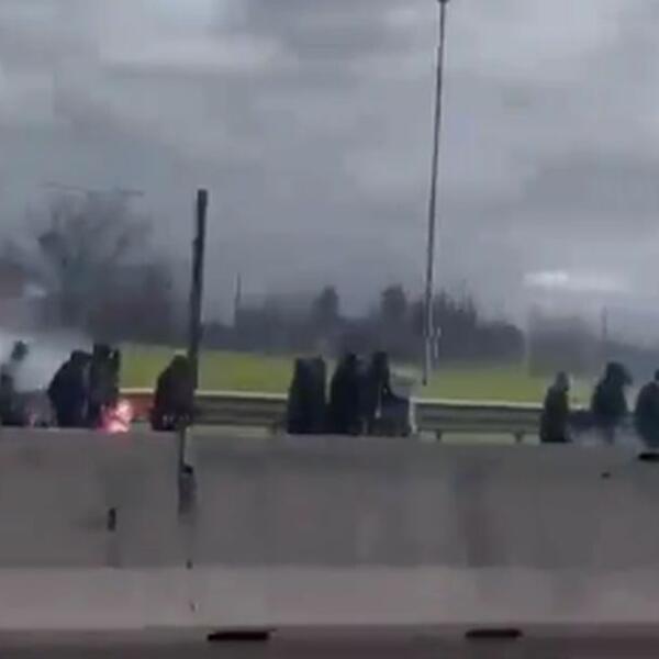 ŽESTOK SUKOB NAVIJAČA NAPOLIJA I ROME! Na mestu gde se dogodila smrt jedne pristalice Lacija (VIDEO)