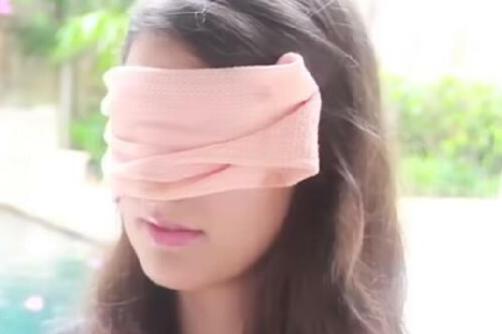 UNIŠTIO JE! Dečko je naterao da stavi povez na oči, odveo je u sobu, a onda je usledila NAJGORA NEPRIJATNOST IKADA