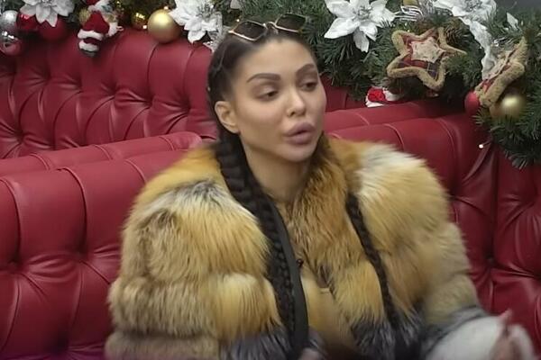 TOTALNO NEPREPOZNATLJIVA: Ovako je Maja Marinković IZGLEDALA pre OPERACIJA, mnogi se pitaju da li je to ZAISTA ONA