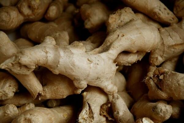 NEKI LJUDI NE SMEJU JESTI ĐUMBIR? Ovo je naš savet ukoliko imate nedoumicu