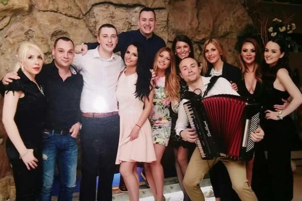 ZA 3 ŽIVOTA NEĆETE PREPOZNATI DVE DAME SA FOTOGRAFIJE! Promenile LIČNI OPIS, a jedna je čak VODITELJKA PINKA