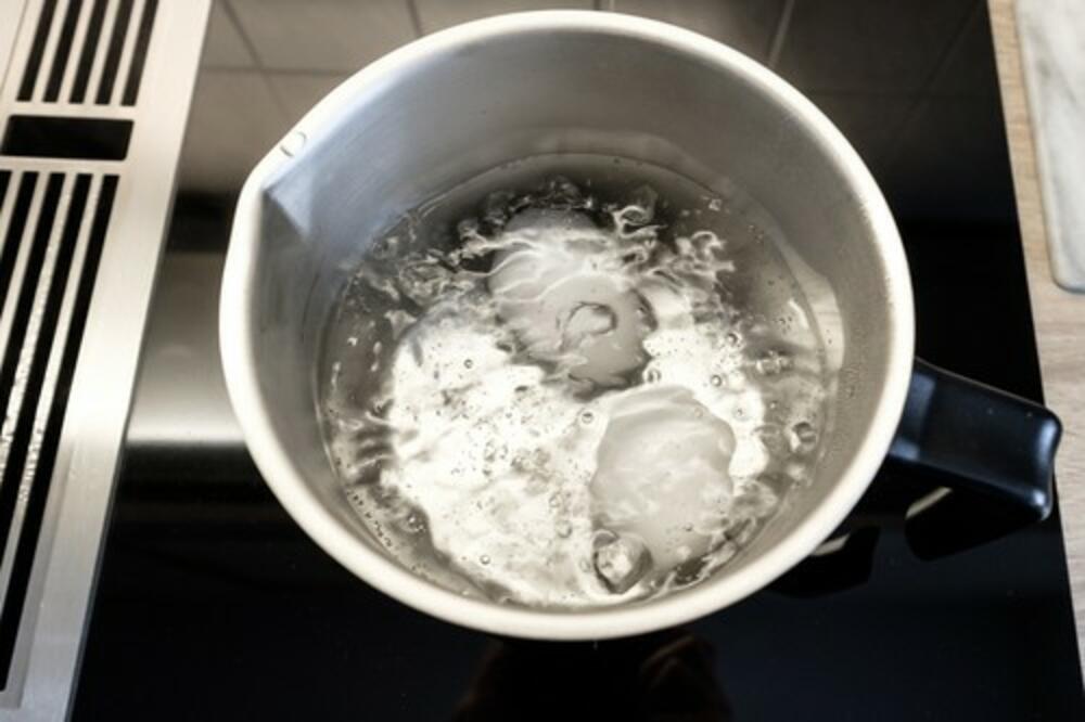 OVA BILJKA POMEŠANA SA VODOM SKIDA KILOGRAME: Bolja je od SVAKE DIJETE, oduševićete se