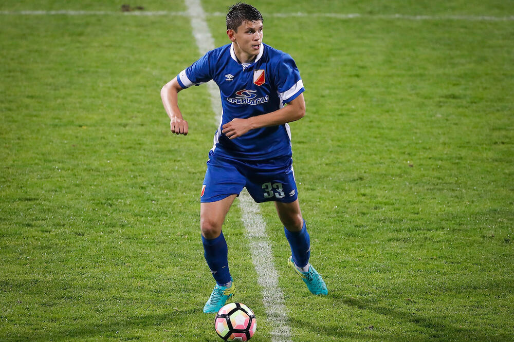 VESELINOVIĆ PONOVO MEĐU ORLOVIMA: Vošino dete koje je zasenilo sve u Americi, sad još jednom zadužuje srpski dres!