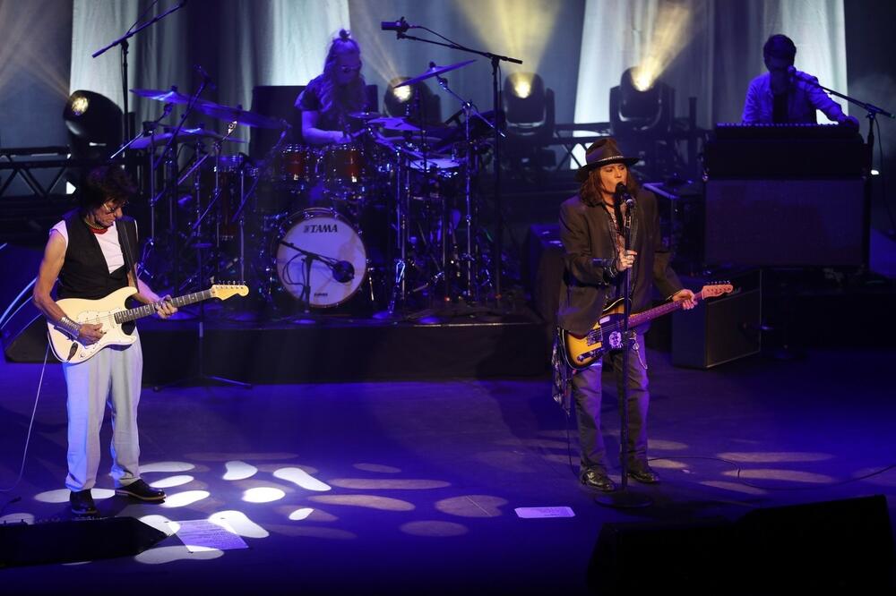 KAKVA TUGA: Umro legendarni Džef Bek