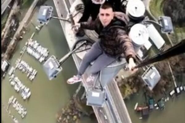 MLADIĆI FRAPIRALI BEOGRAĐANE, POGLEDAJTE SAMO GDE SU SE POPELI: Sve su SNIMILI, prizor LEDI krv u ŽILAMA! (VIDEO)