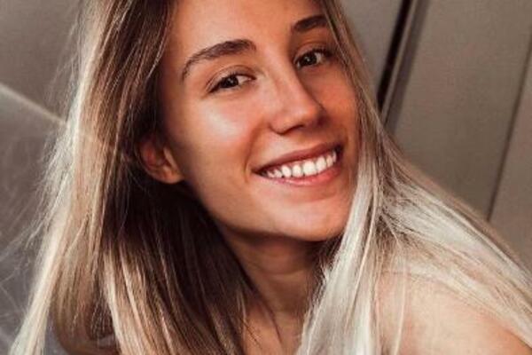 JEDINA SRPKINJA KOJU KRISTIJANO PRATI NA INSTAGRAMU PORUČILA: "Ronaldo je MALO zakasnio..." (FOTO)