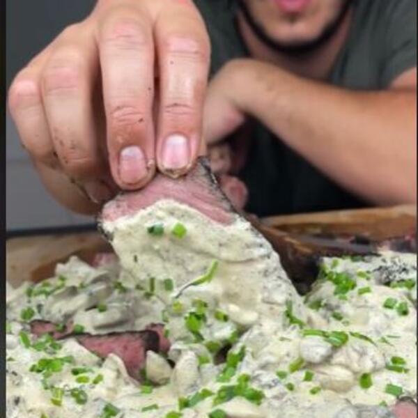 TIK TOKER raskrinkao SLAVNOG KUVARA čije jelo se prodaje za 960 EVRA: Snimak obišao internet ZA SEKUND (VIDEO)