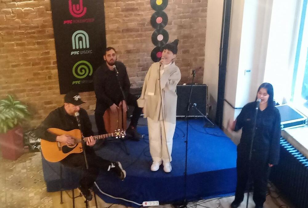 Konstrakta i Zemlja gruva