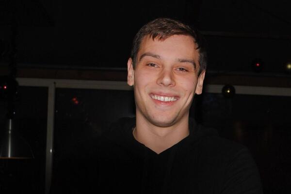 EKSKLUZIVNI INTERVJU POPULARNOG GLUMCA: Đorđe Mišina za Espreso prvi put o VEZI SA GLUMICOM, OGOLIO DUŠU