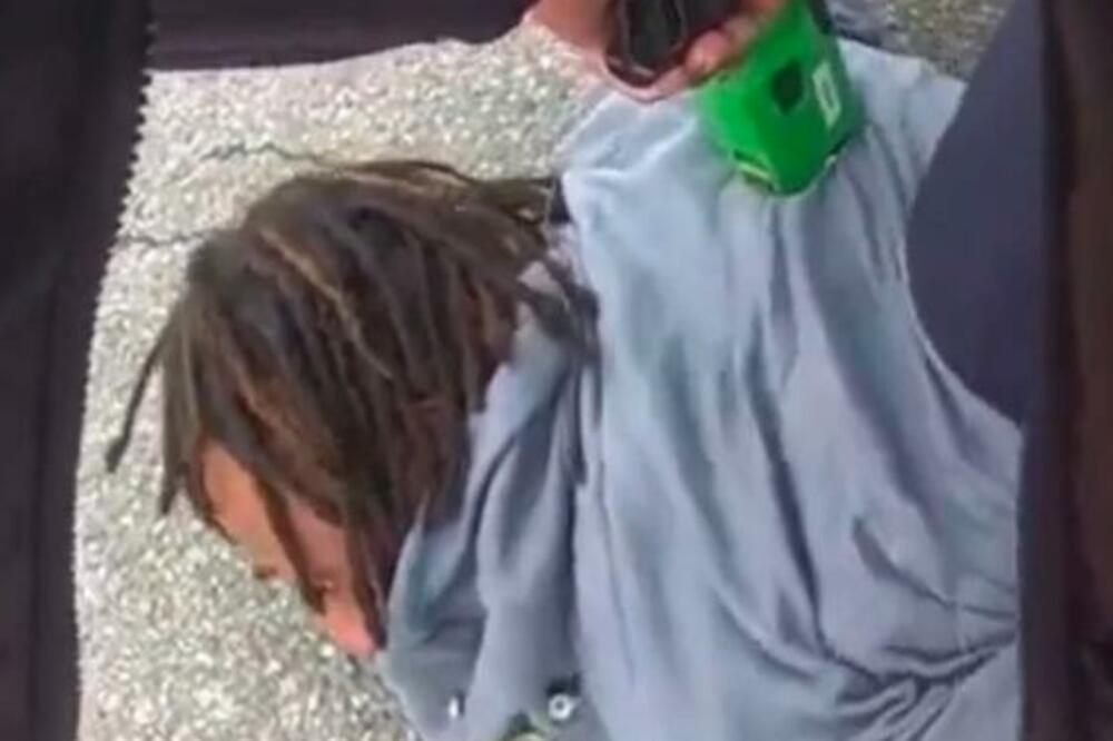 VIŠE PUTA UPOTREBILI ELEKTROŠOKER NA NJEMU, MOLIO ZA POMOĆ: Učitelj umro nakon intervencije POLICIJE (VIDEO)