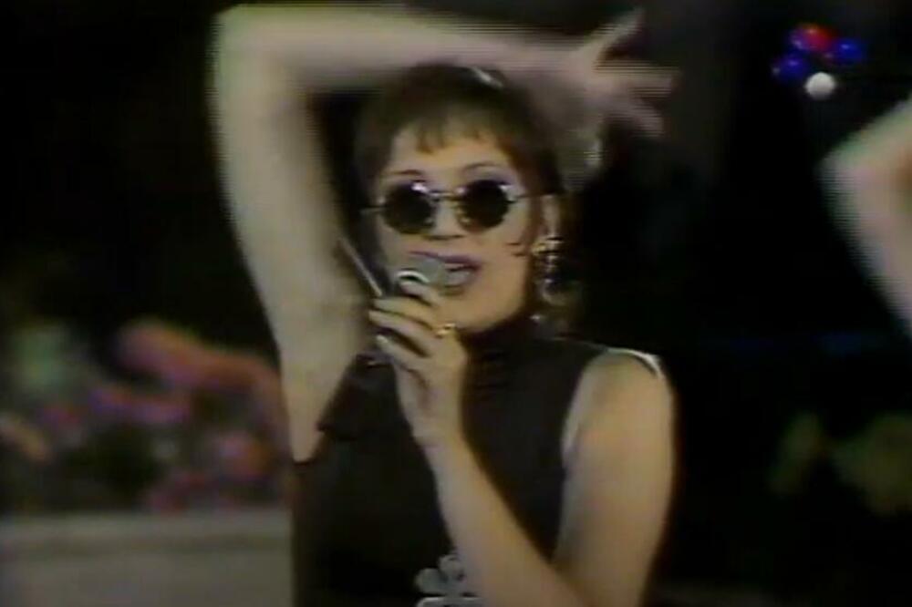 DANAS JE MEGA USPEŠNA PLAVUŠA: Za tri ŽIVOTA nećete pogodite KO je u pitanju