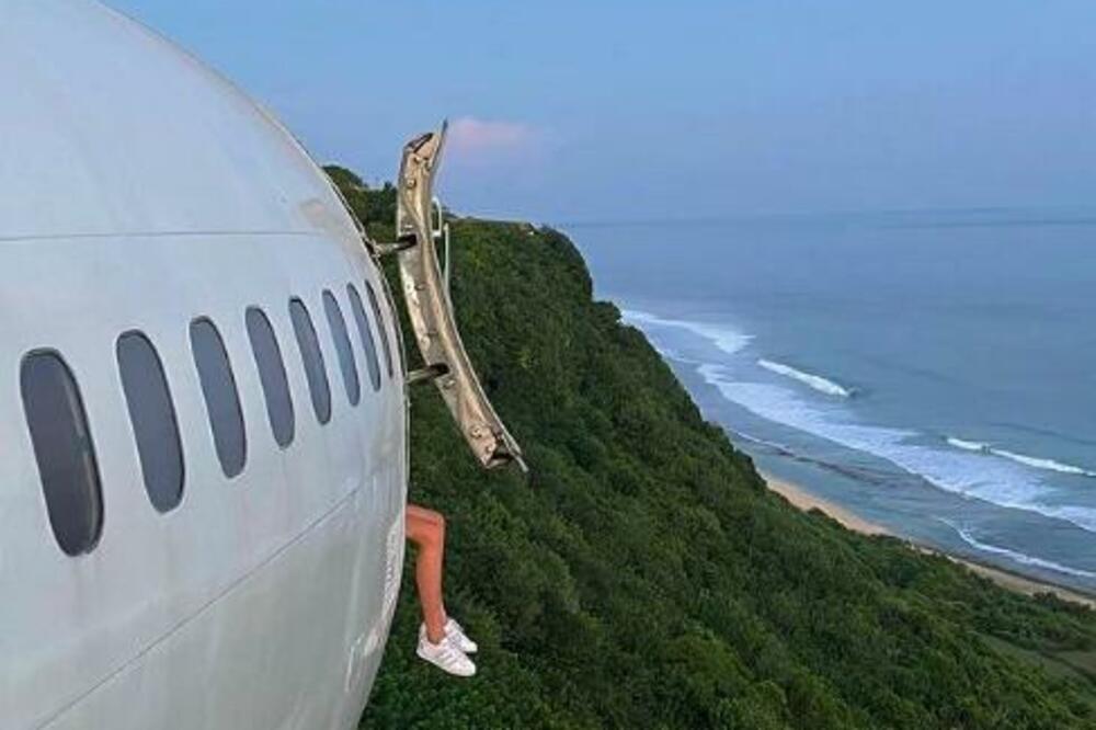 NAPUŠTENI AVION PRETVOREN U LUKSUZNU VILU: 1 detalj će vas OČARATI, a evo koliko košta noć u ovom RAJU NA ZEMLJI