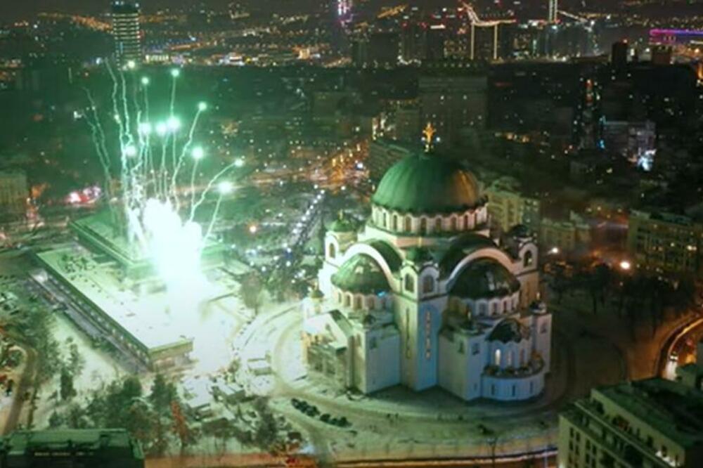 IZGOVORITE OVU MOLITVU TAČNO U PONOĆ, 14. JANUARA: Veruje se da će vam CELA GODINA biti BLAGOSLOVENA