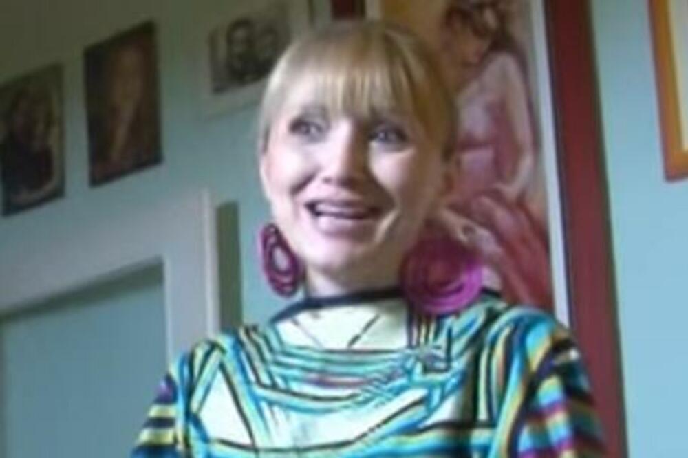 BILA JE OMILJENA VODITELJKA, A ONDA JE MAZNULA ITALIJANSKOG BOGATAŠA: Ovako danas IZGLEDA čuvena LEPOTICA