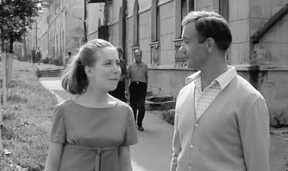 Glumica Ina Čurikova