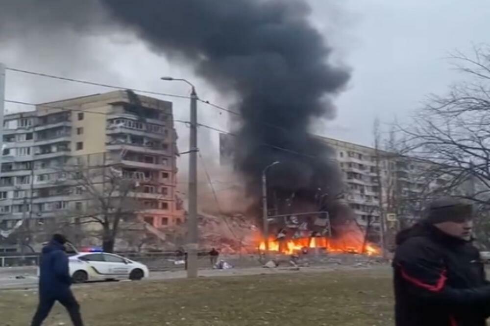 SNAJPERISTA GA POGODIO U GLAVU, A ON USTAO? Ruski vojnik prevario smrt na NEVEROVATAN NAČIN (VIDEO)