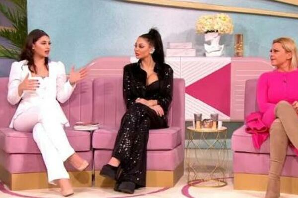 SANJA MARINKOVIĆ IZNEVEROVALA U EMISIJI! Ugostila ZADRUGARKE, a nakon NJIHOVOG OVOG BISERA, nije mogla da DOĐE SEBI