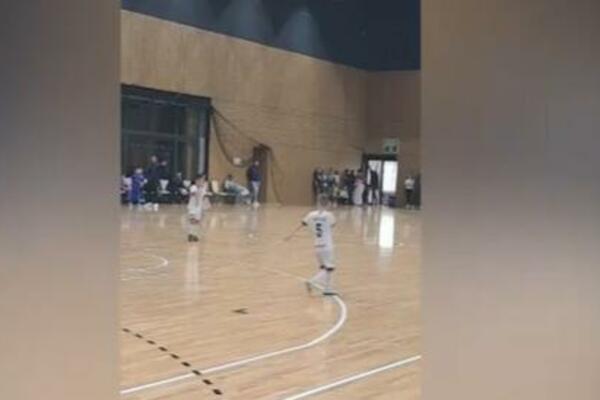 POČELI DA VIČU "UBIJ SRBINA": Pogledajte SNIMAK pre napada huligana na srpsku DECU