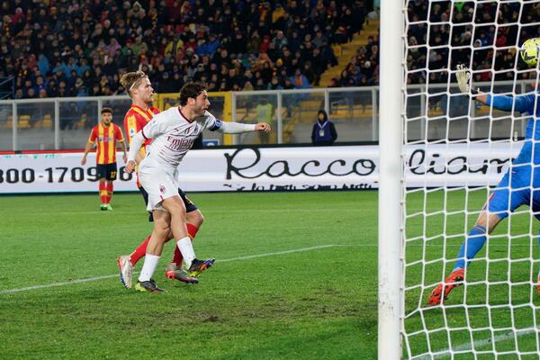 MILAN SE JEDVA IZVUKAO: OGROMAN kiks u borbi za titulu prvaka! (FOTO)