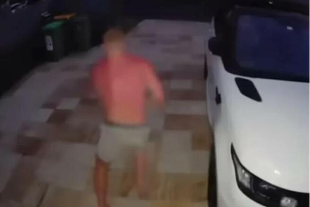 BOKSER JE SAMO U GAĆAMA IZAŠAO DA SE OBRAČUNA SA LOPOVIMA: Ceo KOMŠILUK je ustao na NOGE kada su videli ŠTA RADI