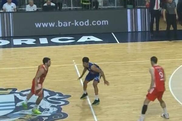 KAMPACOVA MAGIJA U PODGORICI: Asistencija od koje se protivniku vrti u glavi! (VIDEO)