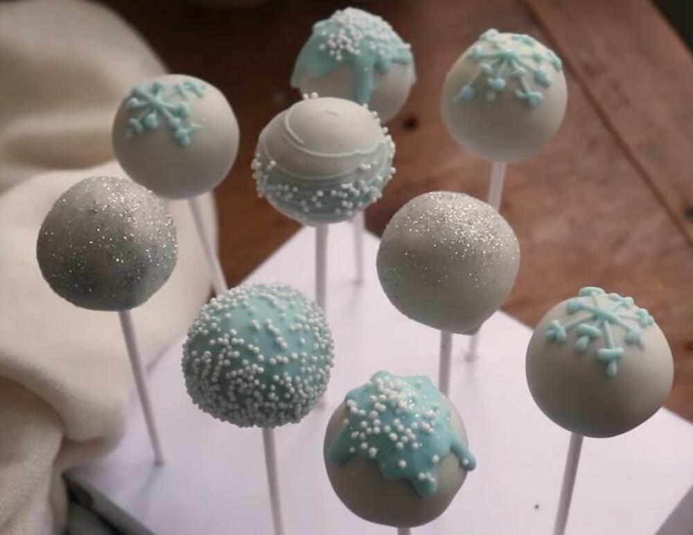 Popsi, čuvene čokoladne kuglice na štapiću